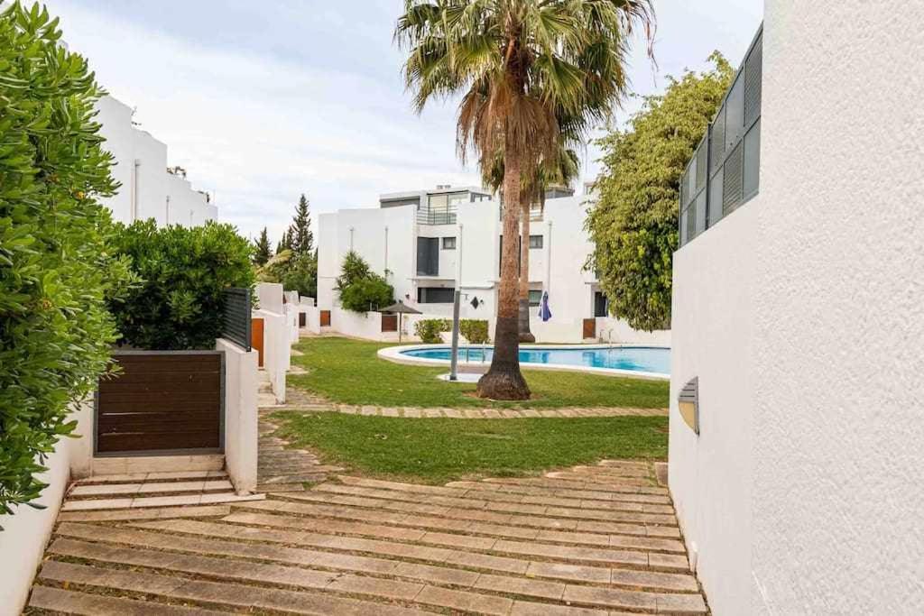 Apartamento Moderno Tranquilo Con Piscina Y Jardin Denia Exterior foto